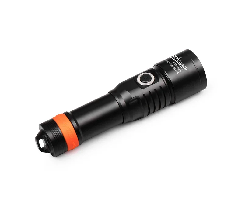 D530 Neutral White Zoomable Waterproof Long Range Diving Powerful Rechargeable High Powered Led Powerful Laser Flashlight