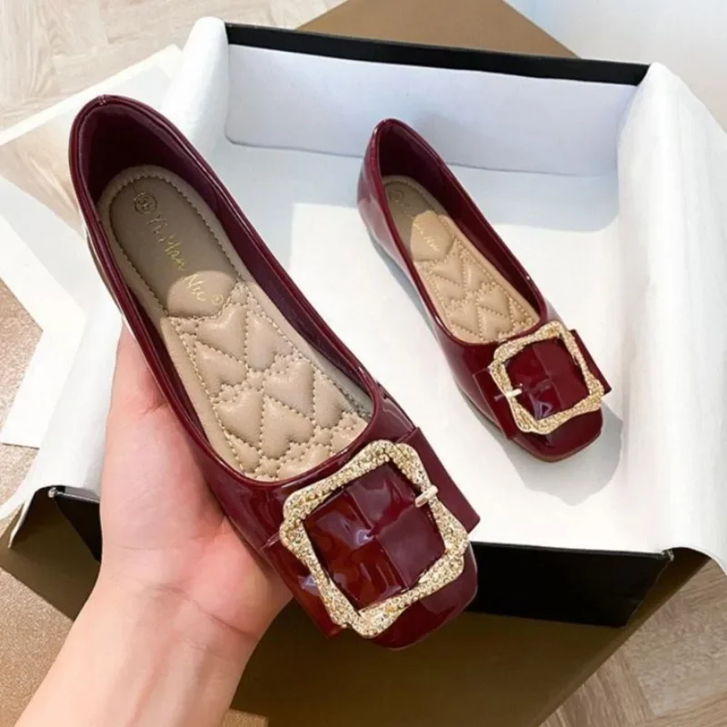 

Бордовые женские слипоны на плоской подошве, офисные элегантные стильные туфли на низком каблуке с квадратным носком, оригинальная женская обувь для отпуска, шикарная распродажа