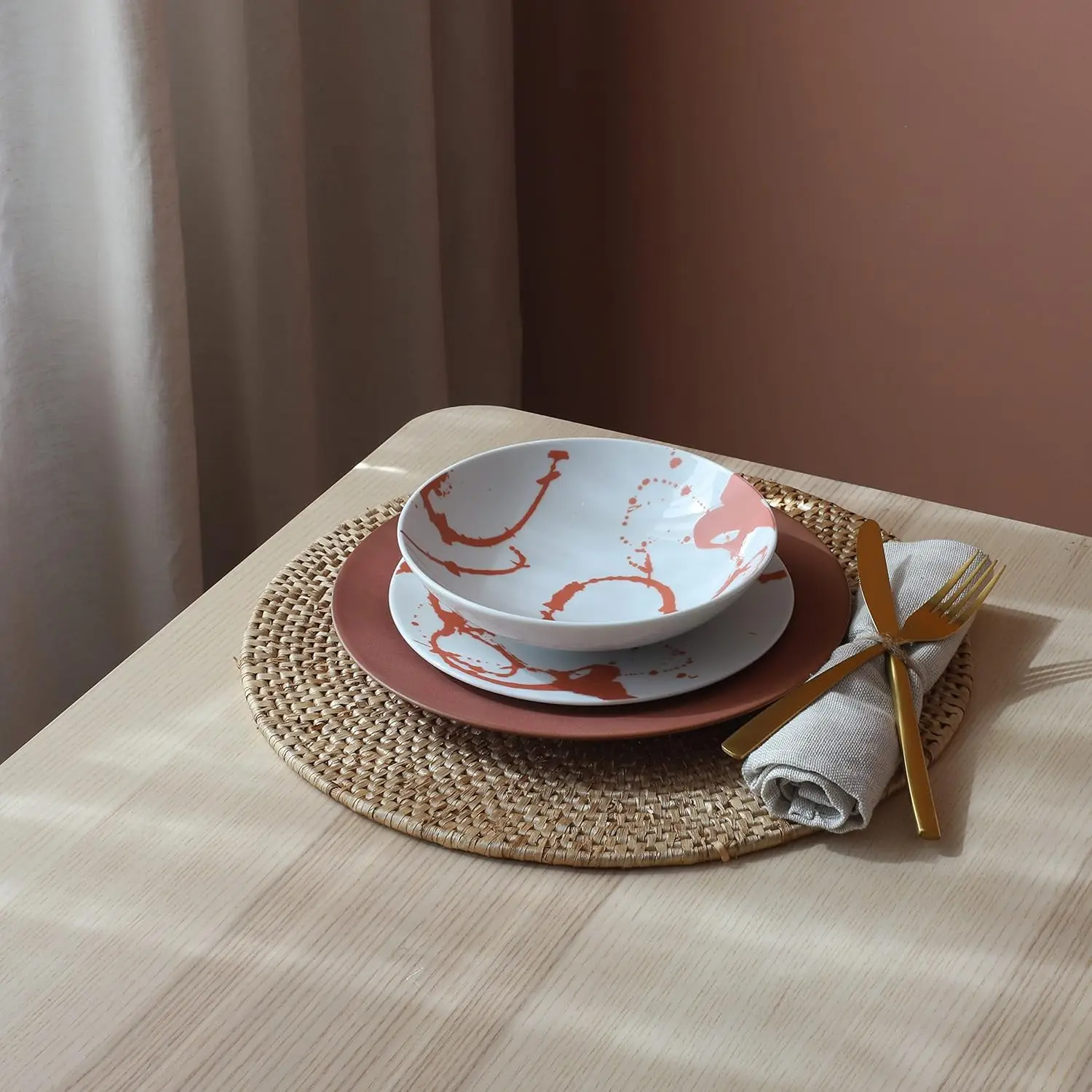 Набор столовой посуды Nile из 24 предметов — сервис на 8 лет — столовая посуда в египетском стиле, красный, большой