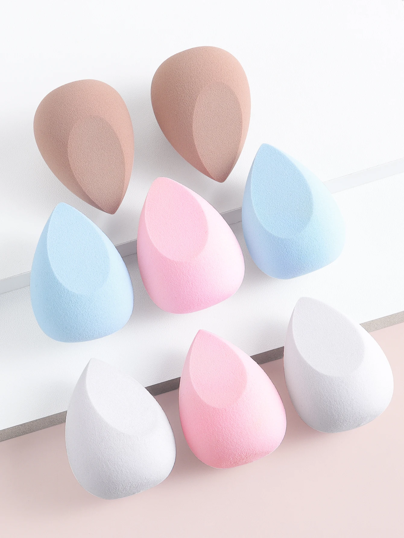新しいリキッドファンデーションコットンはとても柔らかく、メイクアップエッグパウダーパフセット、水滴スポンジ、エアクッションパフツールに最適です。