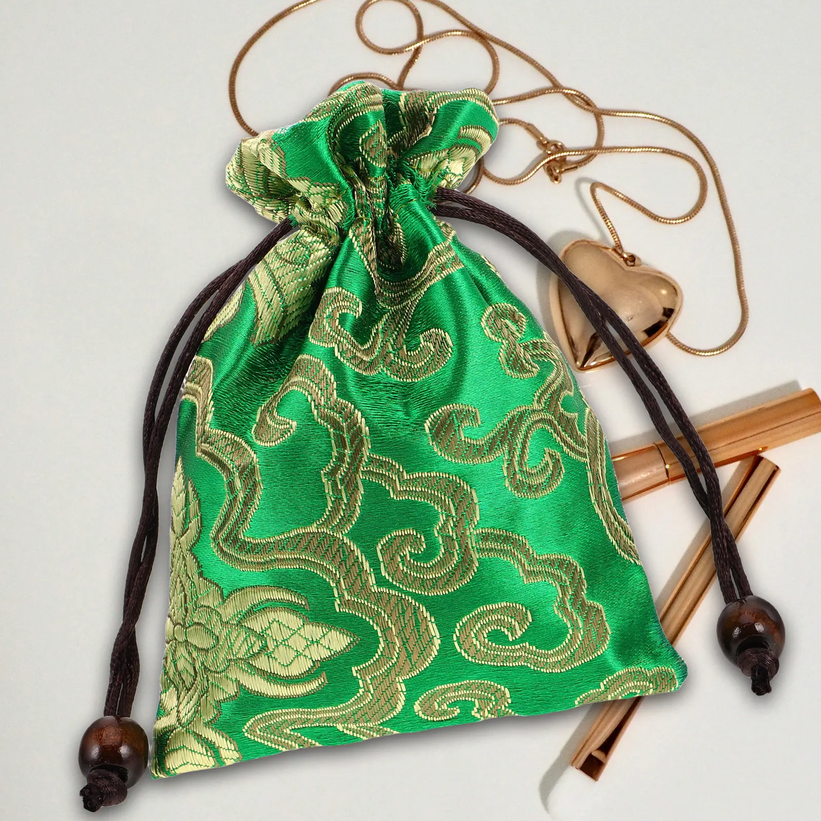 

Элегантный маленький шелковый мешочек на шнурке с вышивкой для хранения поющих чаш, ювелирных изделий, буддийских бус, аксессуаров для медитации