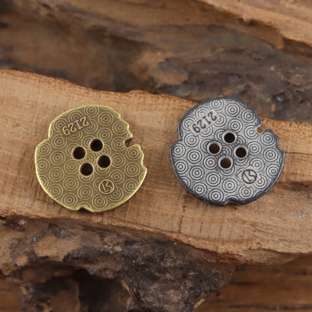 10 قطع من أزرار Wabi-Sabi البرونزية/الفضية المعدنية العتيقة، تصميم 4 فتحات (18/23 مم)، أزرار رائعة للحافة للسترة ذاتية الصنع/البدلة #5