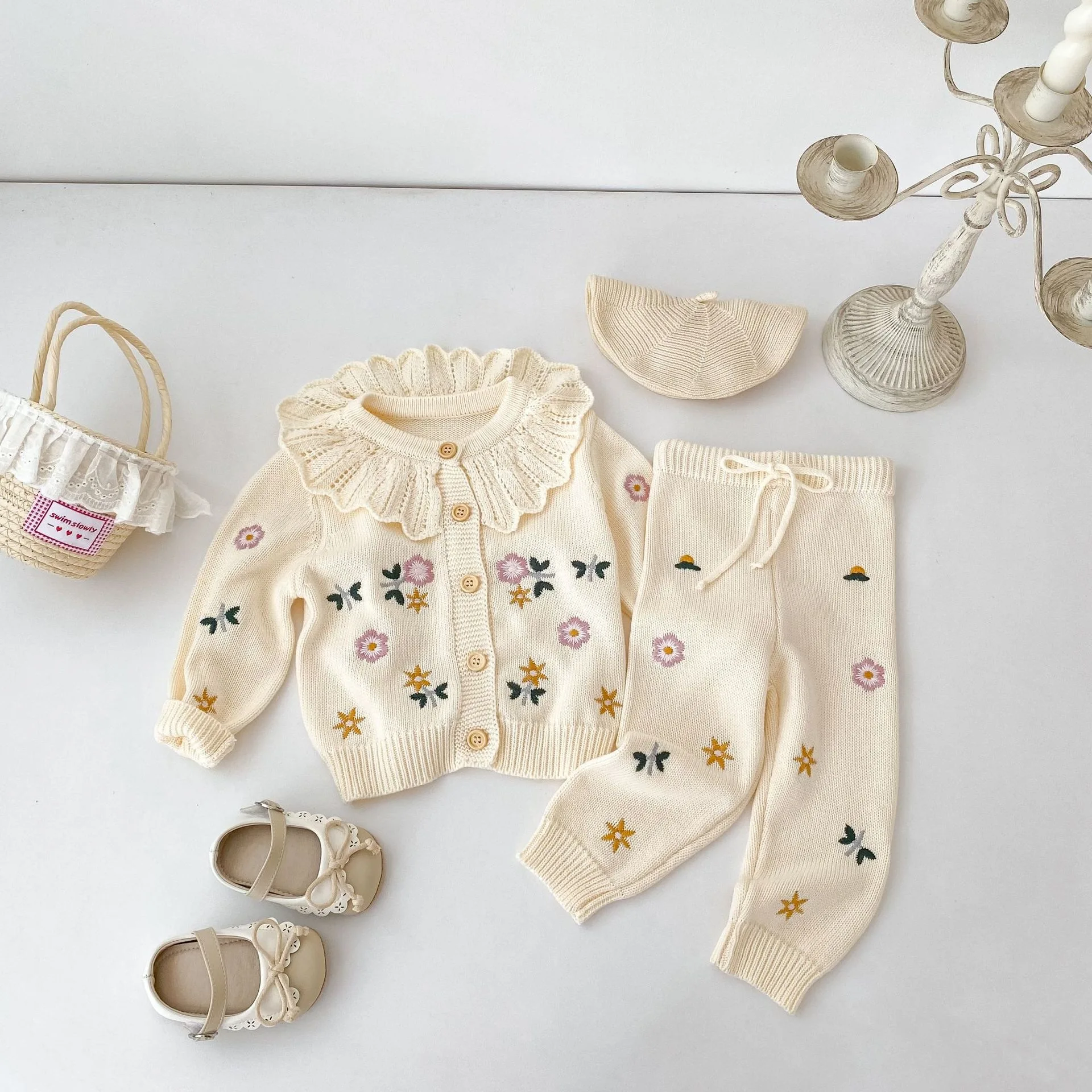 2026 Winter New Baby Long Sleeve Knitted Coat Girls Cute Flower Embroidery Sweater Cardigan Cotton Infant Toddler Clothes