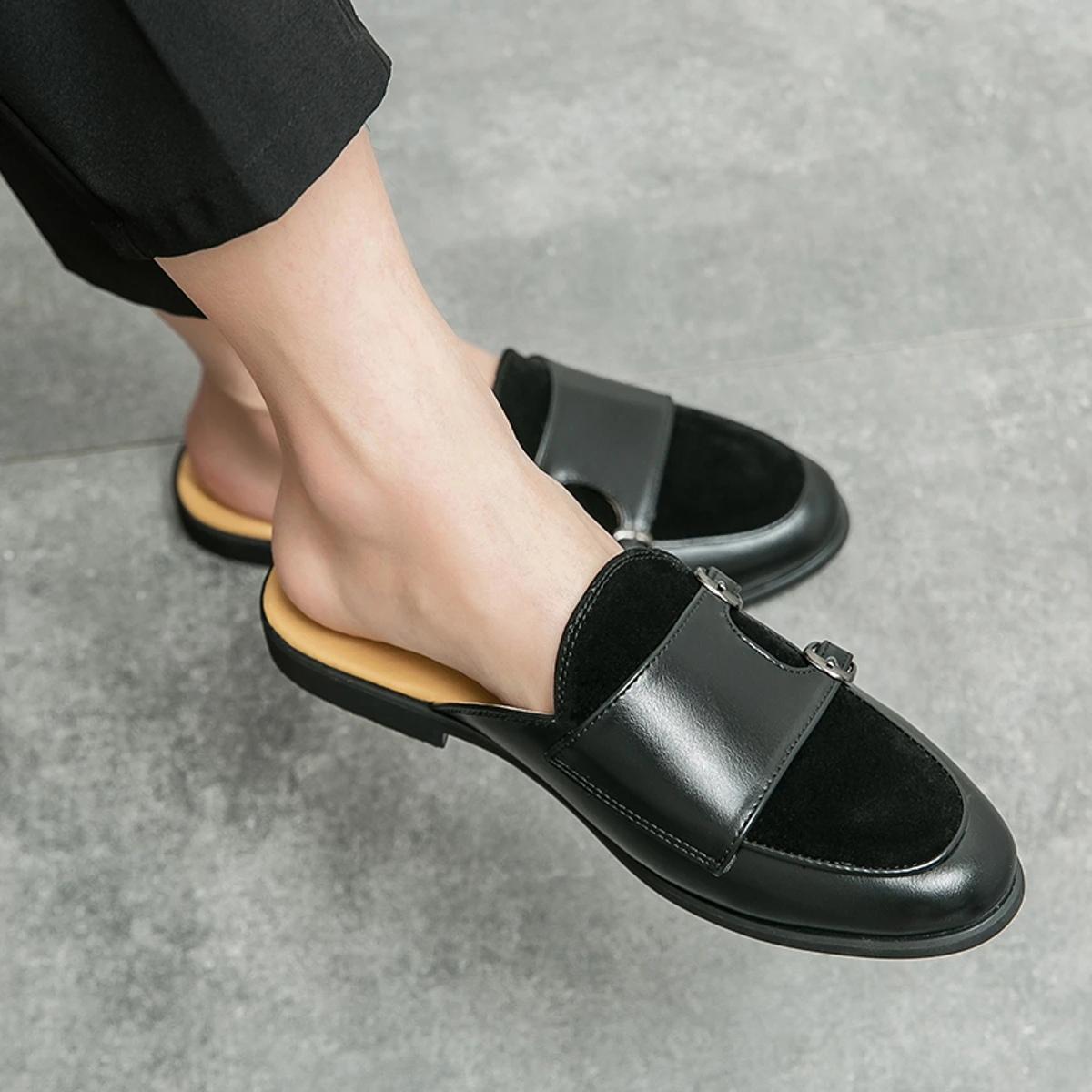 

Baotou half-slipper men's trendy pointed-toe casual leather shoes without heels lazy person's one-foot tassel bean shoes