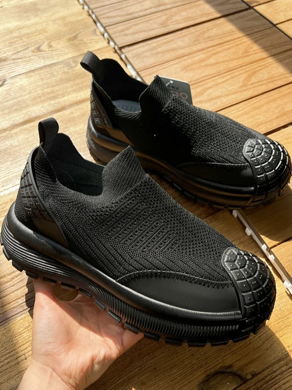 

Men's Spring Casual oes Breathable Fly Knit Me Lightweight Comfortable Slip-On Spor Faionable Mixed Material Sneakers