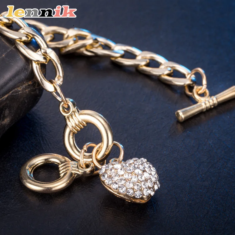 LENNIK Trendiges europäisches Herzarmband, stilvoller vielseitiger, minimalistischer Ins-Schmuck für Damen, täglich/büro, auffällig, perfektes Geschenk