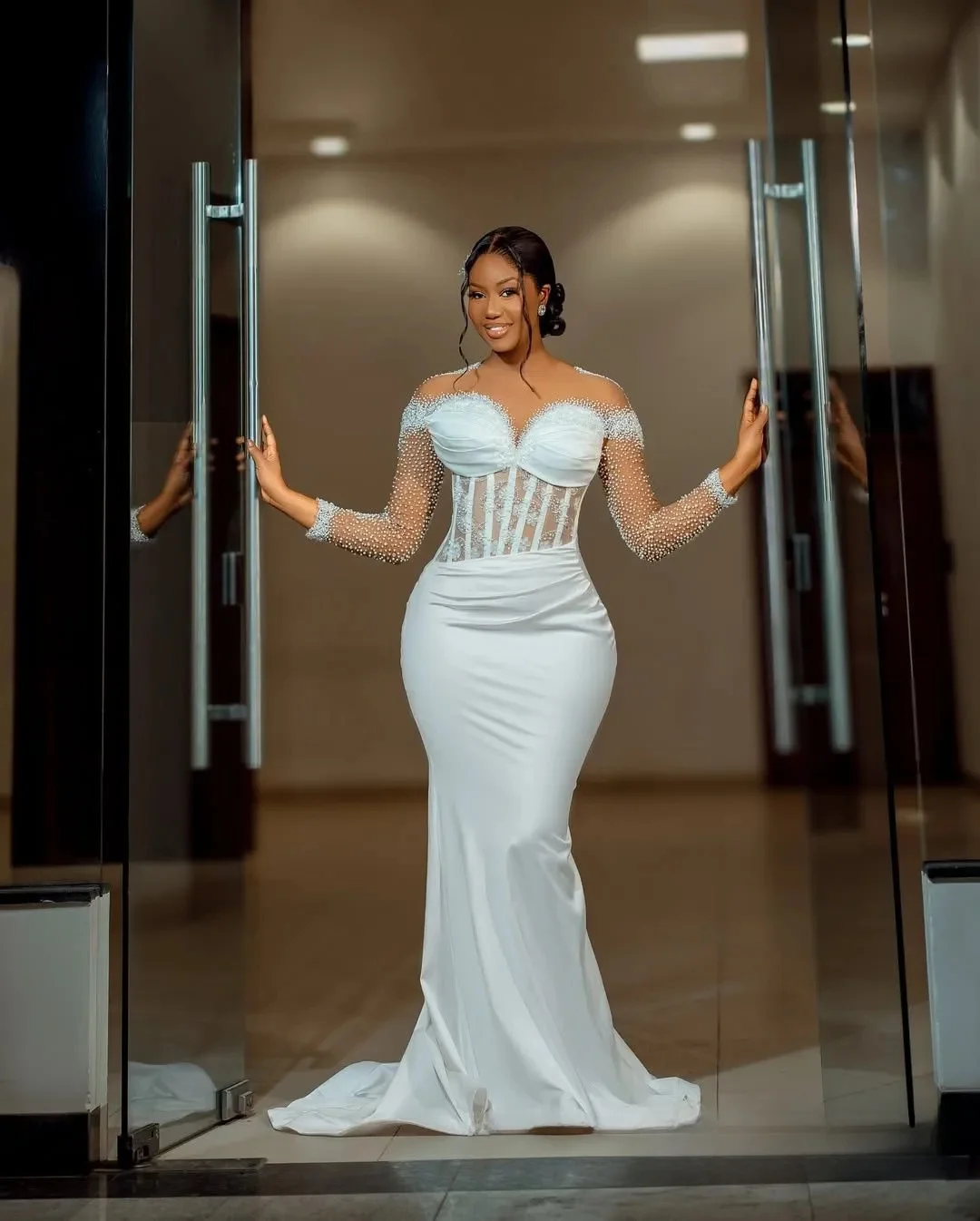 Customized African Wedding Dress Bridal Gowns For Bride Mermaid Sheer Neck Illusion Beaded Lace Pearls Ruffles Appliqued Lace