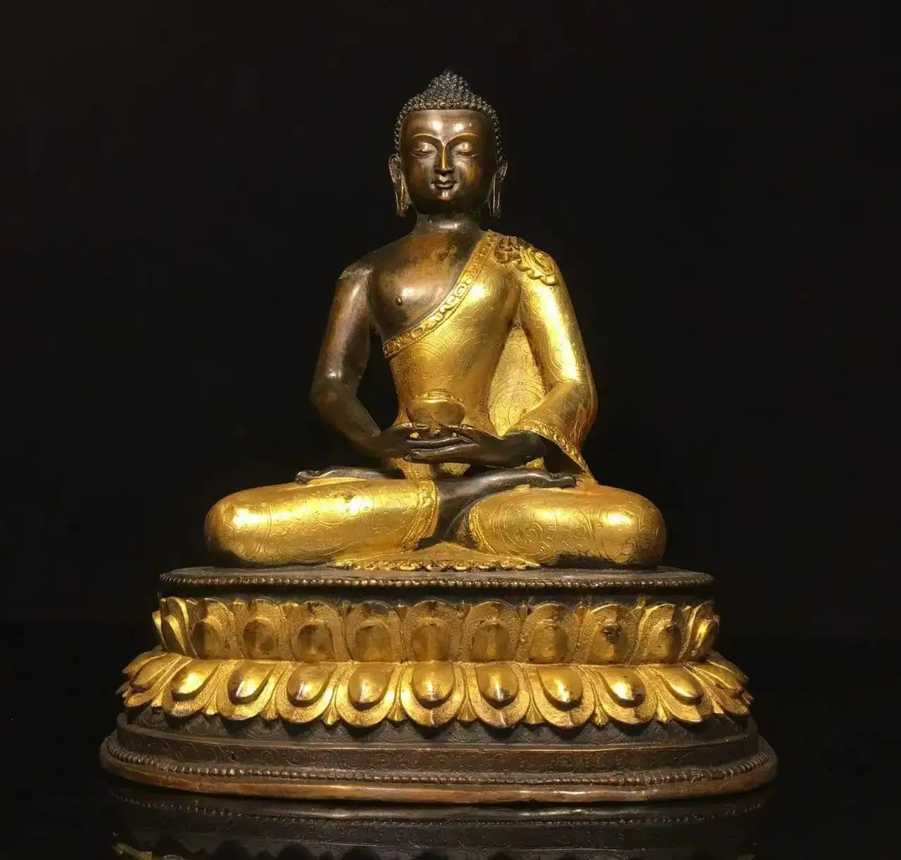 Old copper Hand-made Gautama Buddha Buddha statue,24cm(H),Free shipping