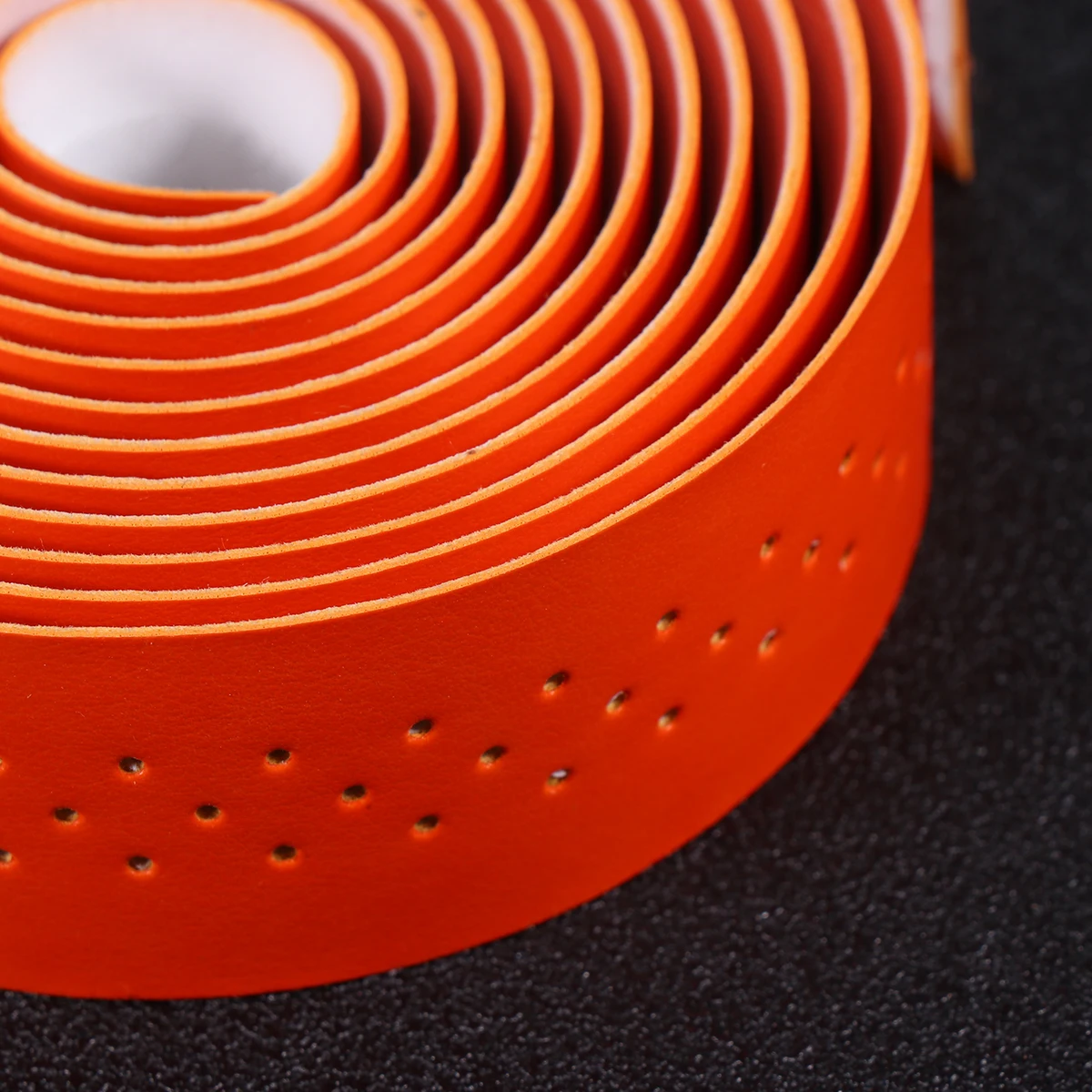 

1 set Ultra-light Shock-absorbent Punched Handlebar Tape Skid-proof Comfortable Grips for Mountain Road Bike Adhesive White