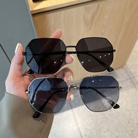 Metal Large Frame Square Sunglasses Women's Photochromic Fashion Sun Glasses Men's Polarized Driving Eyewear UV400 Oculos De Sol