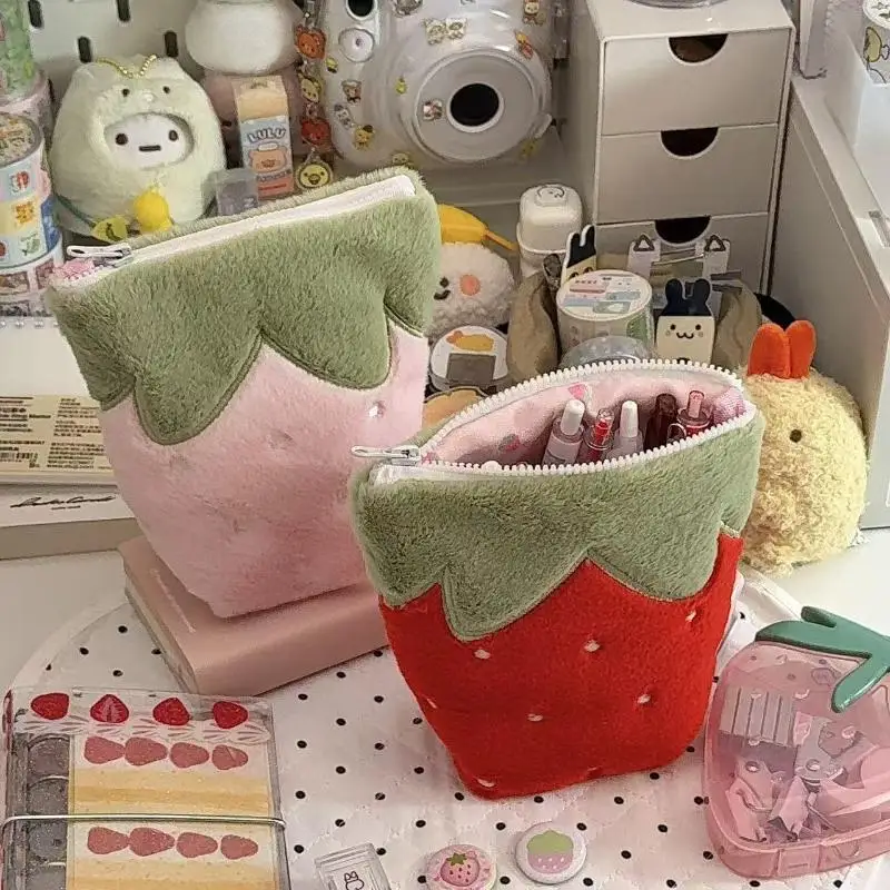 1Pcs Standing Strawberry Shape Pen Bag Large Capacity Stationery Organizer Multi-functional Pencil Case Gift