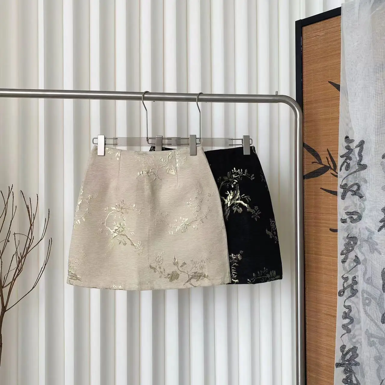 Chinese Style Black Boho Mini Skirt For Women 2024 Beige Print High Waist New Summer Wrapped Hip A-line Short Jacquard Skirt Y2k