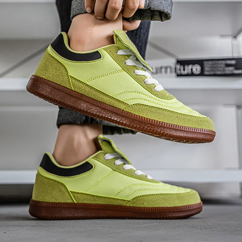 

Trend Green Men's Comfy Leather Casual Sneakers Vulcanized Outdoor Shoes Trainers - Stylish Comfort for Men