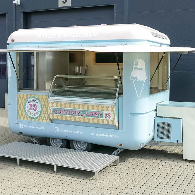 Stylish Customized Airstream Food Trailer For Food Business