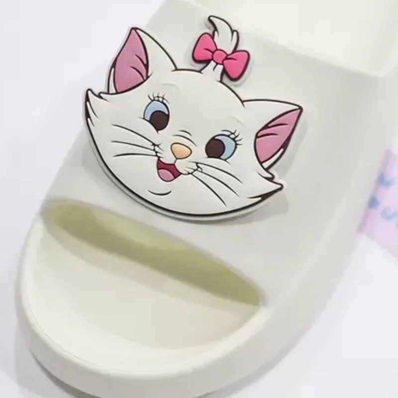 漫画メアリー猫白猫DIYPVCチャーム靴アクセサリーガーデンシューズ下駄サンダルDIY装飾誕生日パーティーギフト