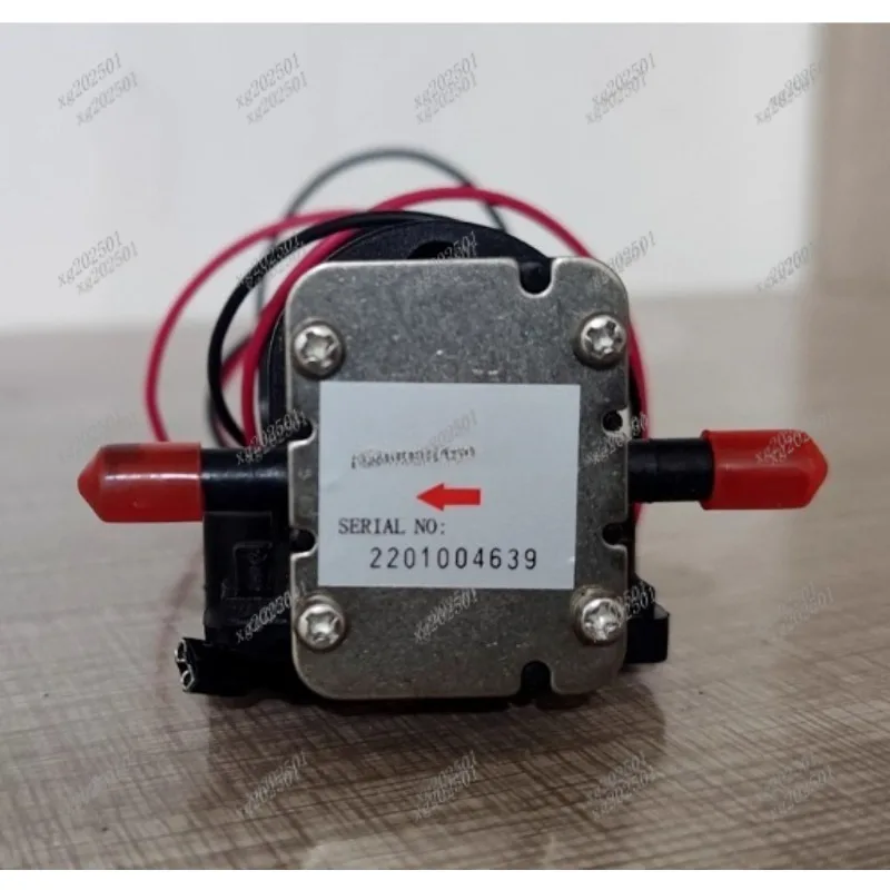 

Микрошестеренчатый водяной насос CP001B4 DC24V 2,6 л на минуту для машины количественного розлива циркуляции диспенсера