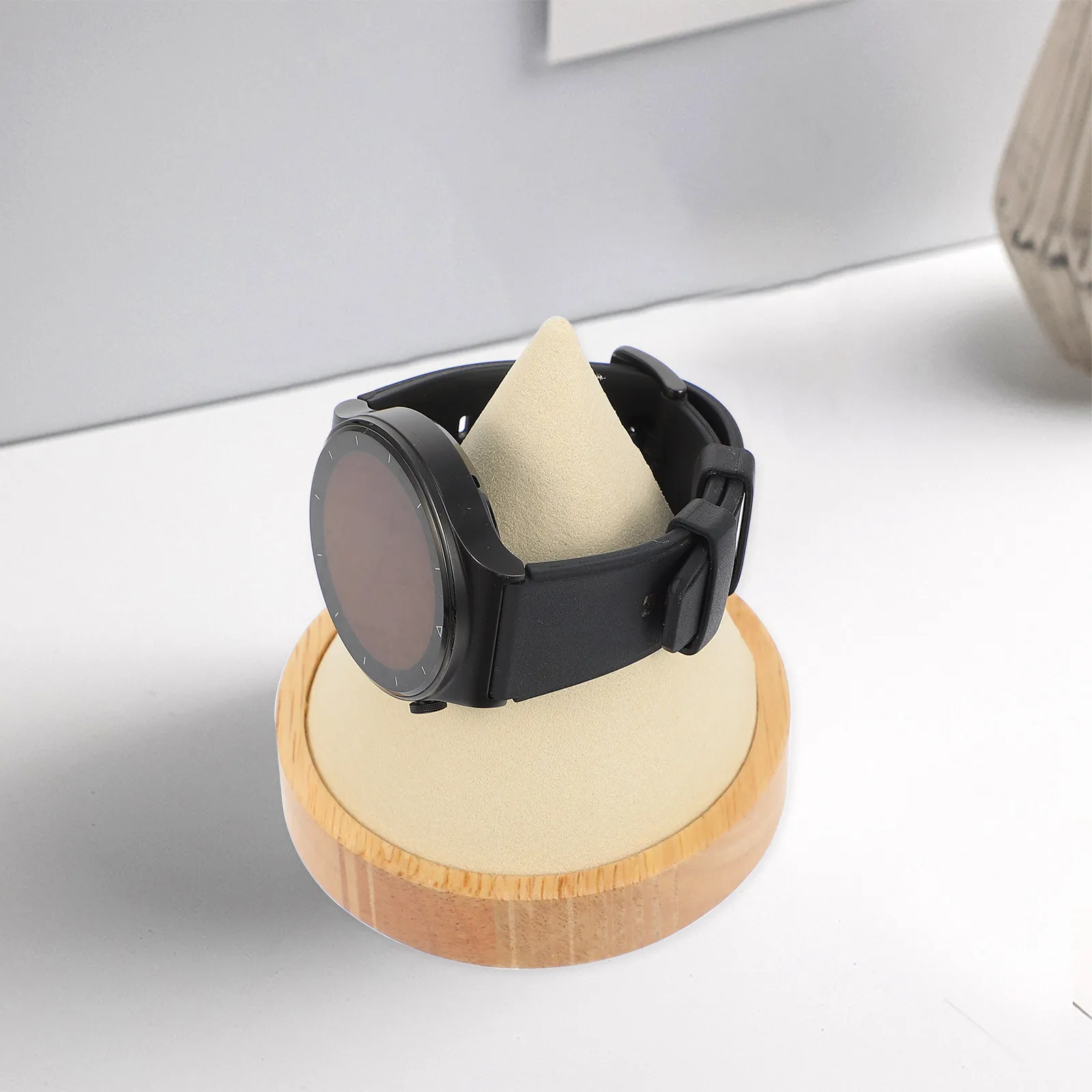 

Коническая подставка из массива дерева для браслетов и часов, изысканный органайзер для ювелирных изделий, элегантная витрина для розничных магазинов и домашнего использования