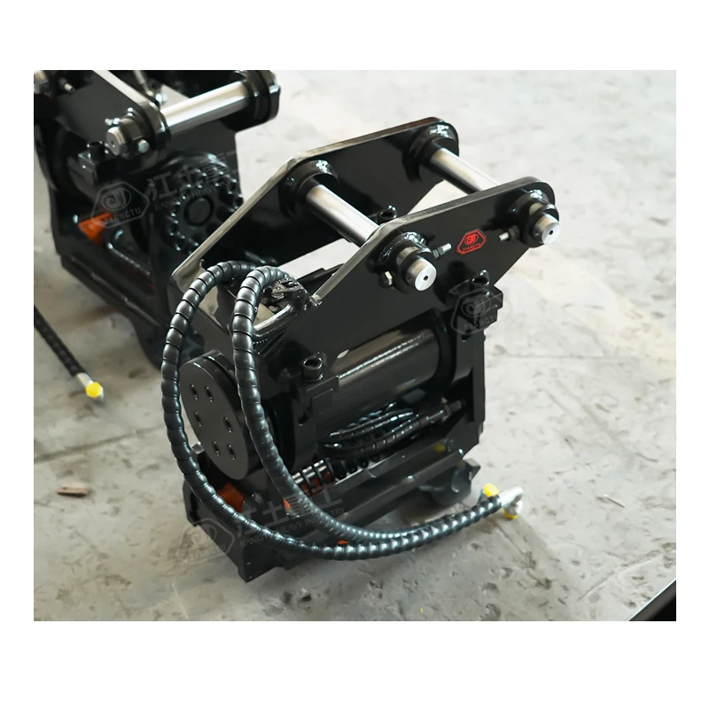 

New Design Split Type Triple Locking Tilting Quick Hitch Coupler