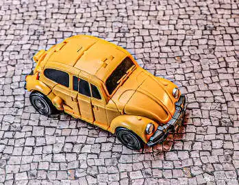 original-transformation-toy-lucky-cat-ssr-02-small-scale-bumblebee-ssr-01-collectible-movable-column-gaiden-figures-for-boy