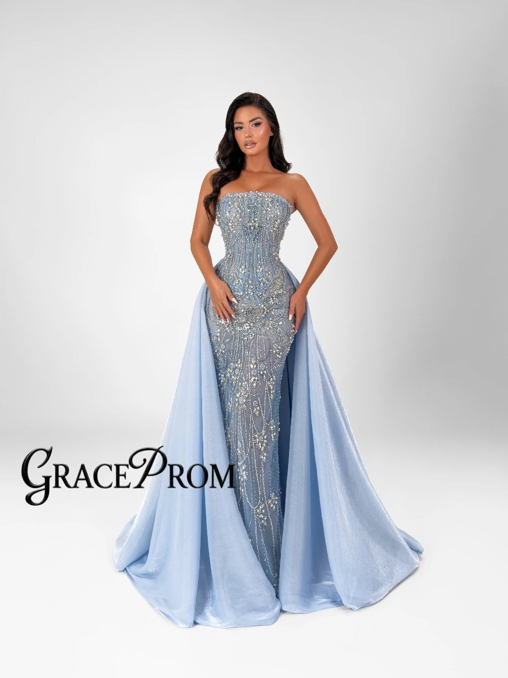 2027 Elegant Strapless Evening Dress With Tetachable Train Beaded Sequined Crystals Corset Customized Formal Prom Cocktail Gown