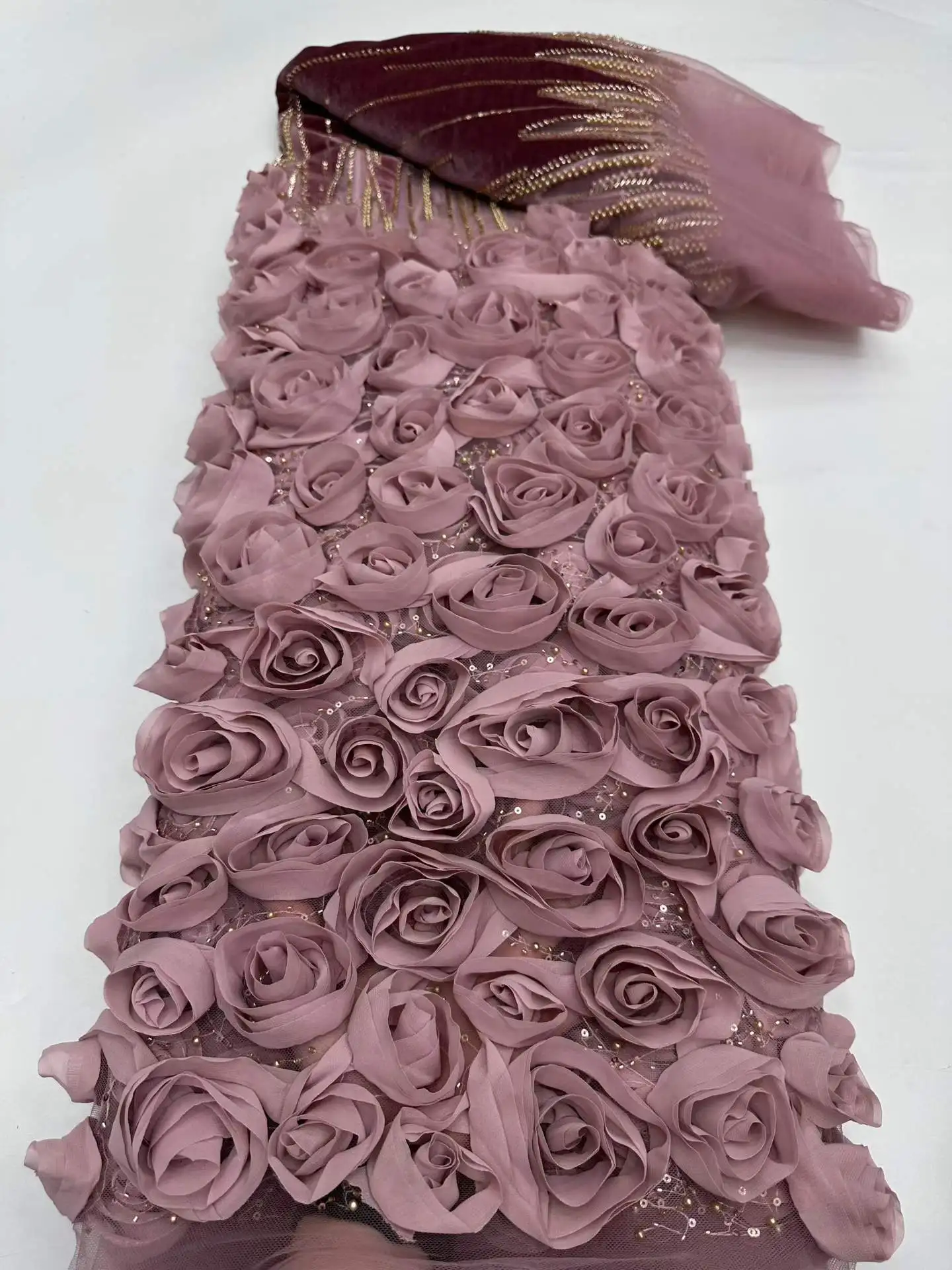 

Luxury African Lace Fabric 5 Yards 3D Velvet Lace Beaded Tulle Lace Fabric Embroidered Nigerian Fabric for Wedding Dress Sew