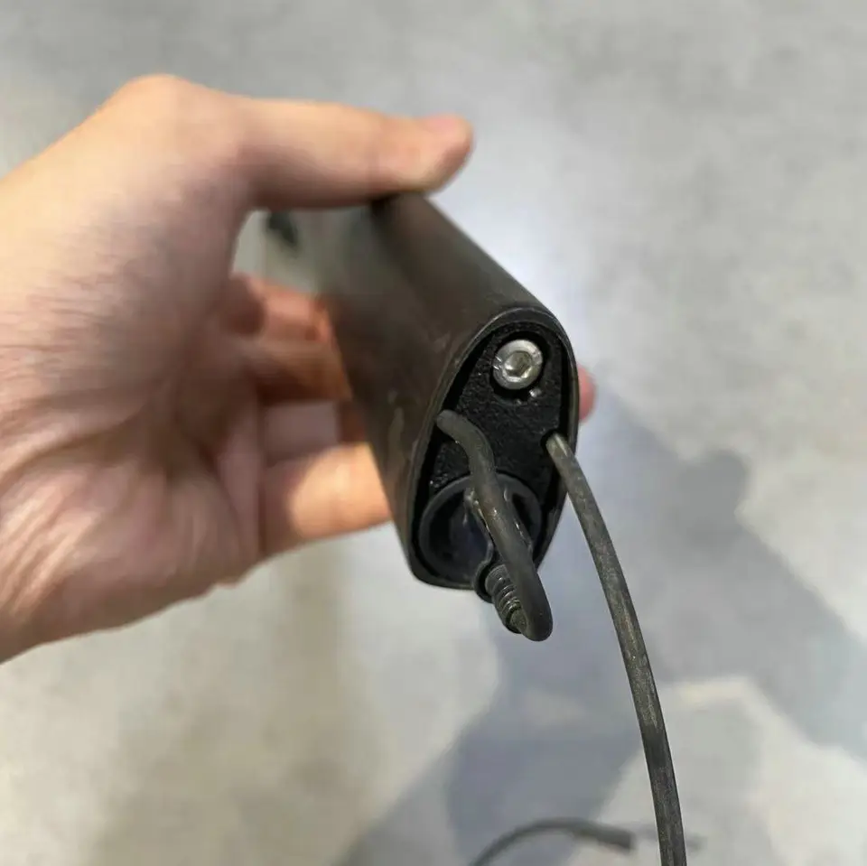 Di2 バッテリーマウント専門 Tarmac SL7 NEW Venge Vias シートポスト