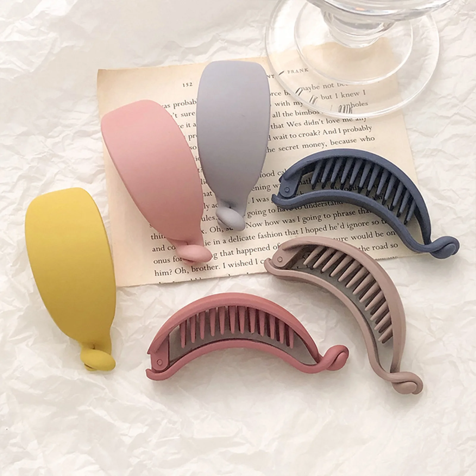 

6PCSBanana Hair Clips Set Matte Plastic Ponytail Hair Holders For Elegant Hairstyles Women Red, Purple, Pink, Yellow, Gray