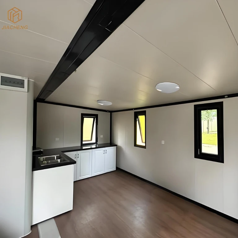 40Ft 20Ft Prefab Villa 2 3 4 5 Bedrooms Prefabricated Foldable Expandable Container House Portable Mobile Tiny Home