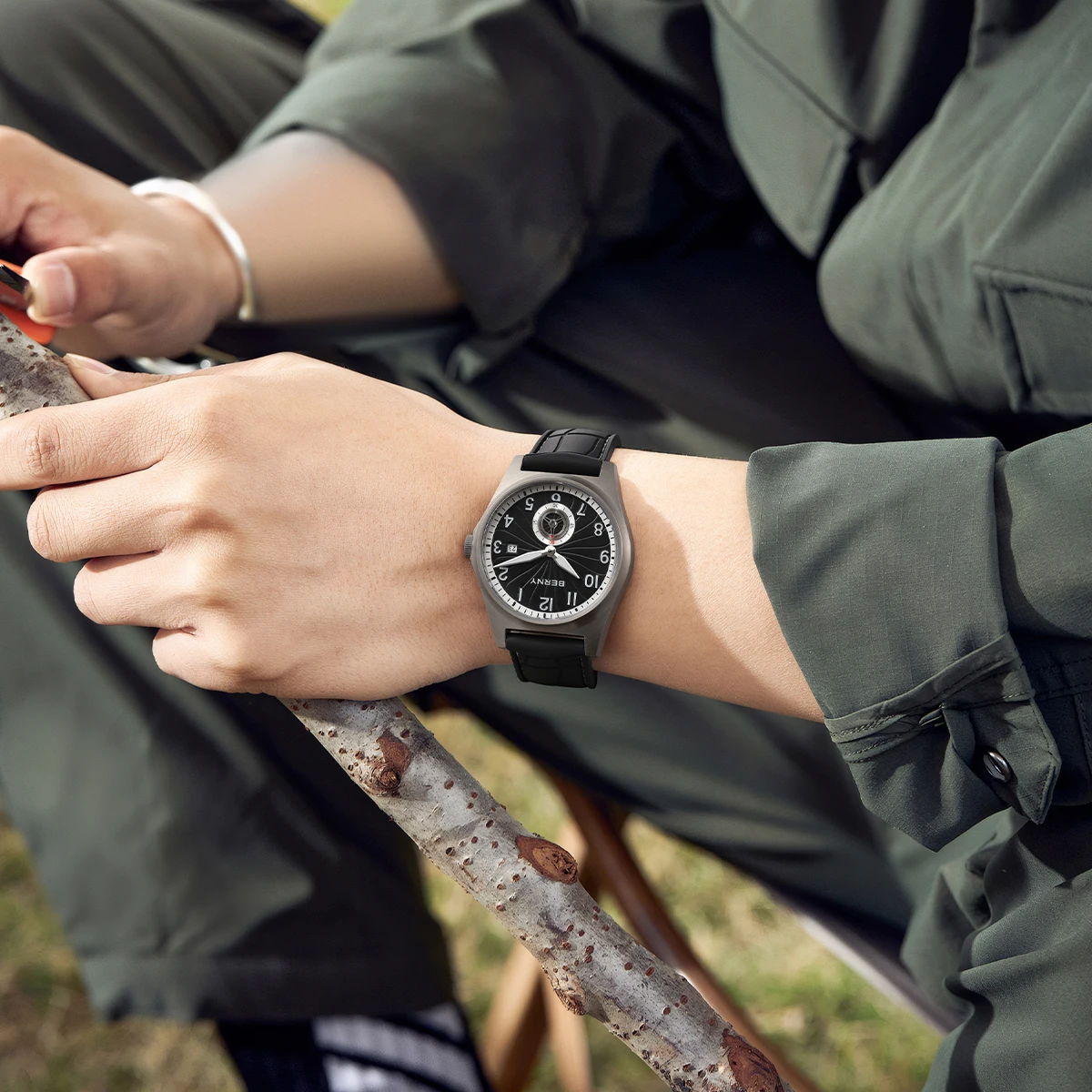 BERNY Heren Titanium Automatisch Horloge Super Lichtgevend 10ATM Waterdicht Saffier Versterken Fluorrubber Outdoor Heren Polshorloge