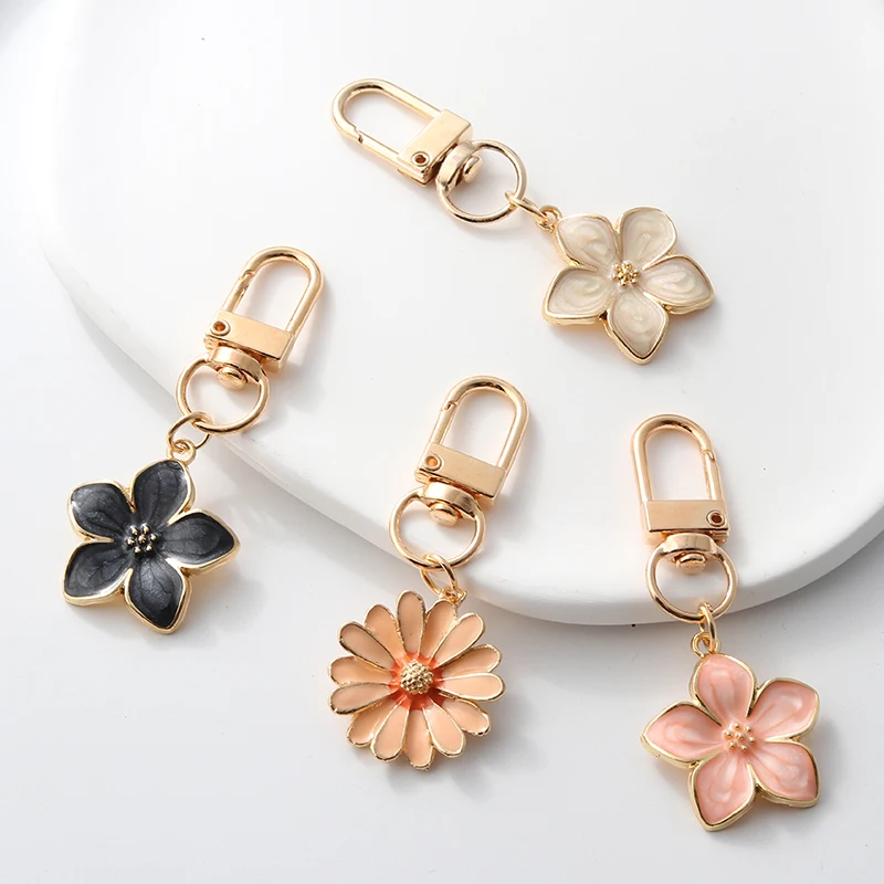 Lovely Enamel Keychains Beautiful Multiple Flowers Plants Key Rings For Women Girls Friendship Gift Handbag Decoration Jewelry 