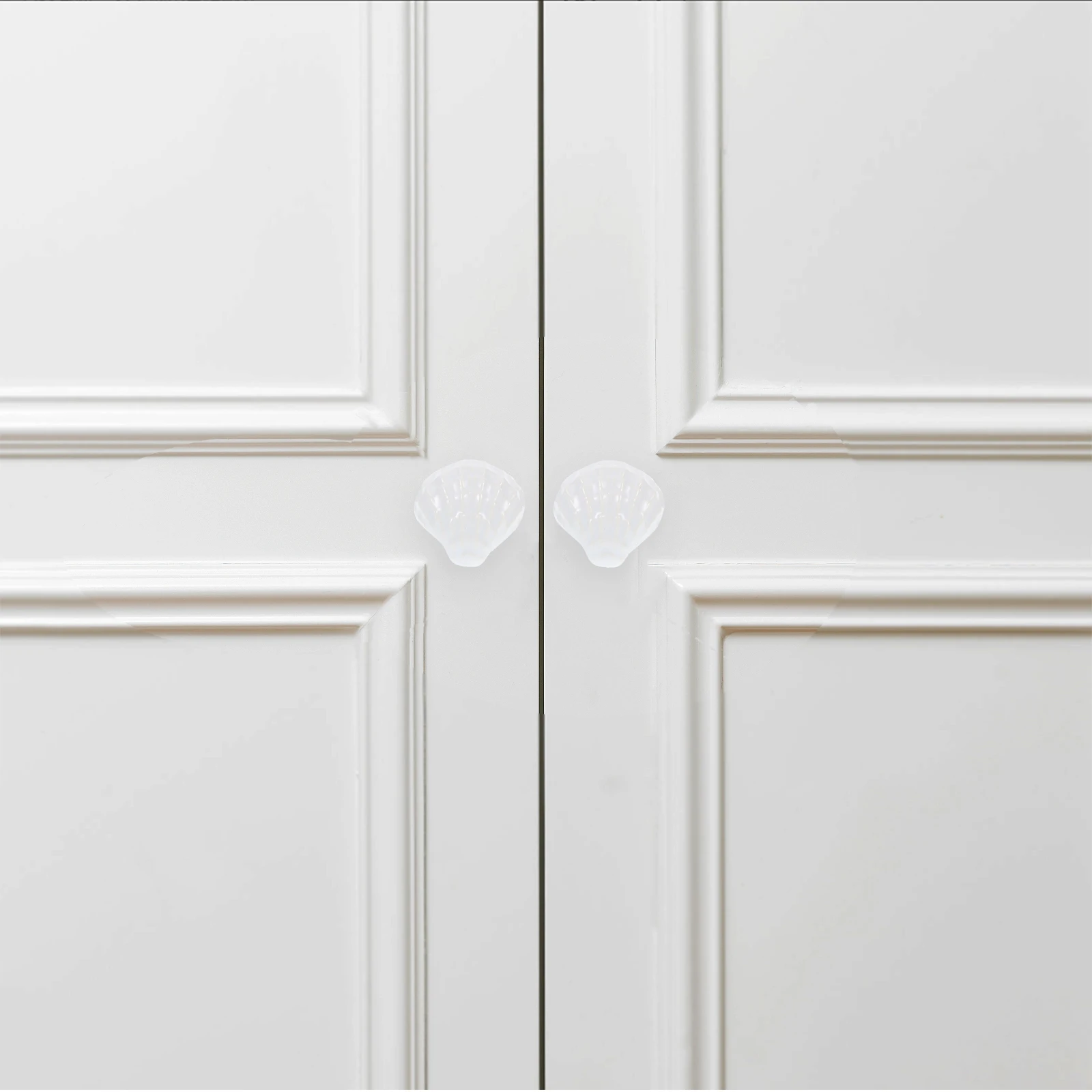 

4Pcs Cartoon Shell Ceramic Door Knobs Solid Base Pull Handle for Cabinet Drawer Wardrobe Cupboard Furniture Accessories