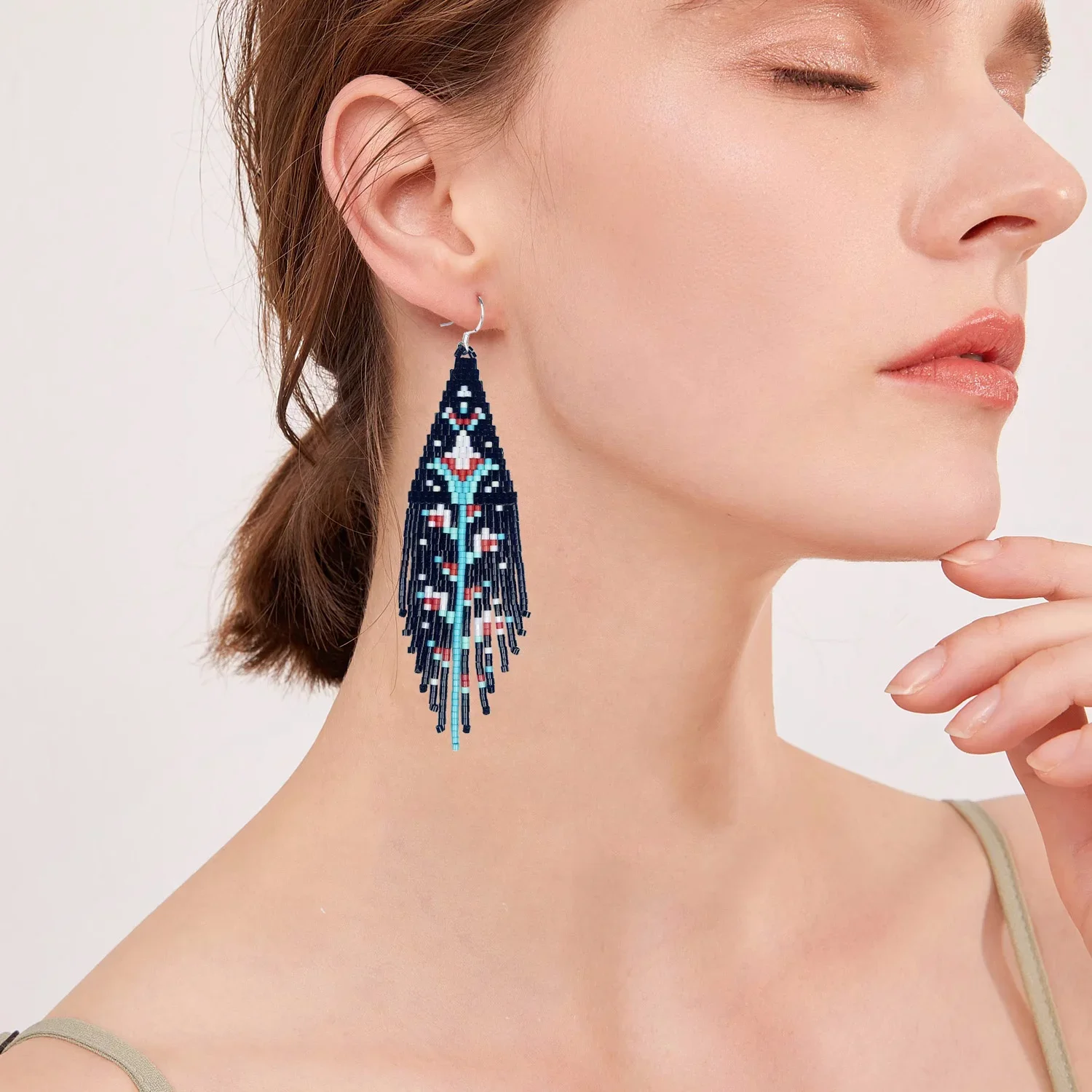 

Bohemia Alloy Rice Bead Earrings Tassel Flowers Design Gradient Color Hand Knitting Simple Fashion Female Beaded Jewelry