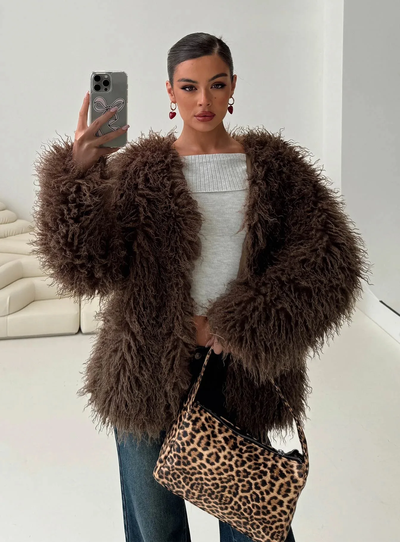 Winter Cropped Faux Fur Coat Women Luxury Fashion Open Front Lapel Long Sleeve Fluffy Short Faux Fur Jacket Cardigan Outerwear