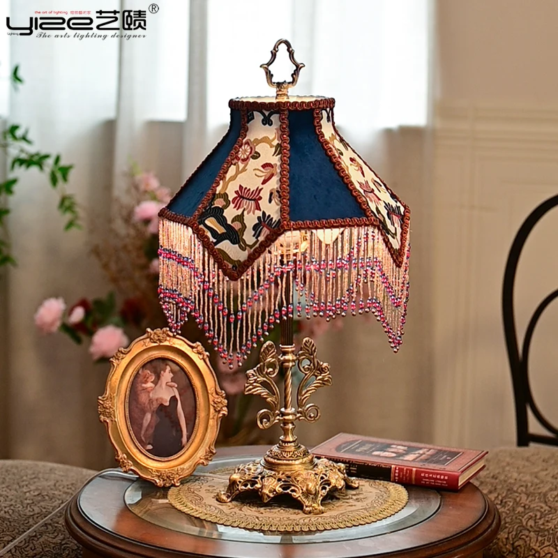 

French all-copper American pastoral retro fringed table lamp romantic and warm bedroom luxury living room bedroom bedside table