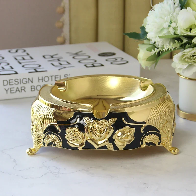 European Metal Ashtray Ornaments High-end Give Gifts Gold Silver Living Room Tea Table Hotel Ashtrays Desktop Ornaments