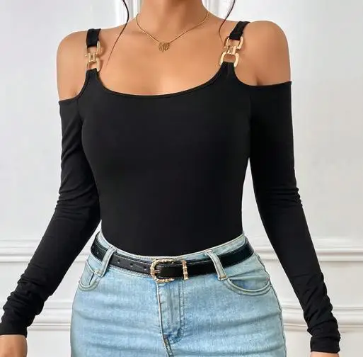 

2026 Elegant Sexy Autumn Winter Women's Metal Hook Long Sleeved Vest Threaded Knitted Slim Fit Solid Color Temperament Top