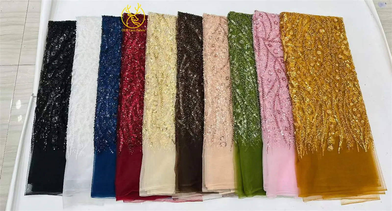 Schwarzer Afrikanischer Pailletten-Perlen-Spitzenstoff 2026 Modischer Nigerianischer Pailletten-Tüll-Spitzenstoff für Hochzeitskleider 5 Yards – Detail 3