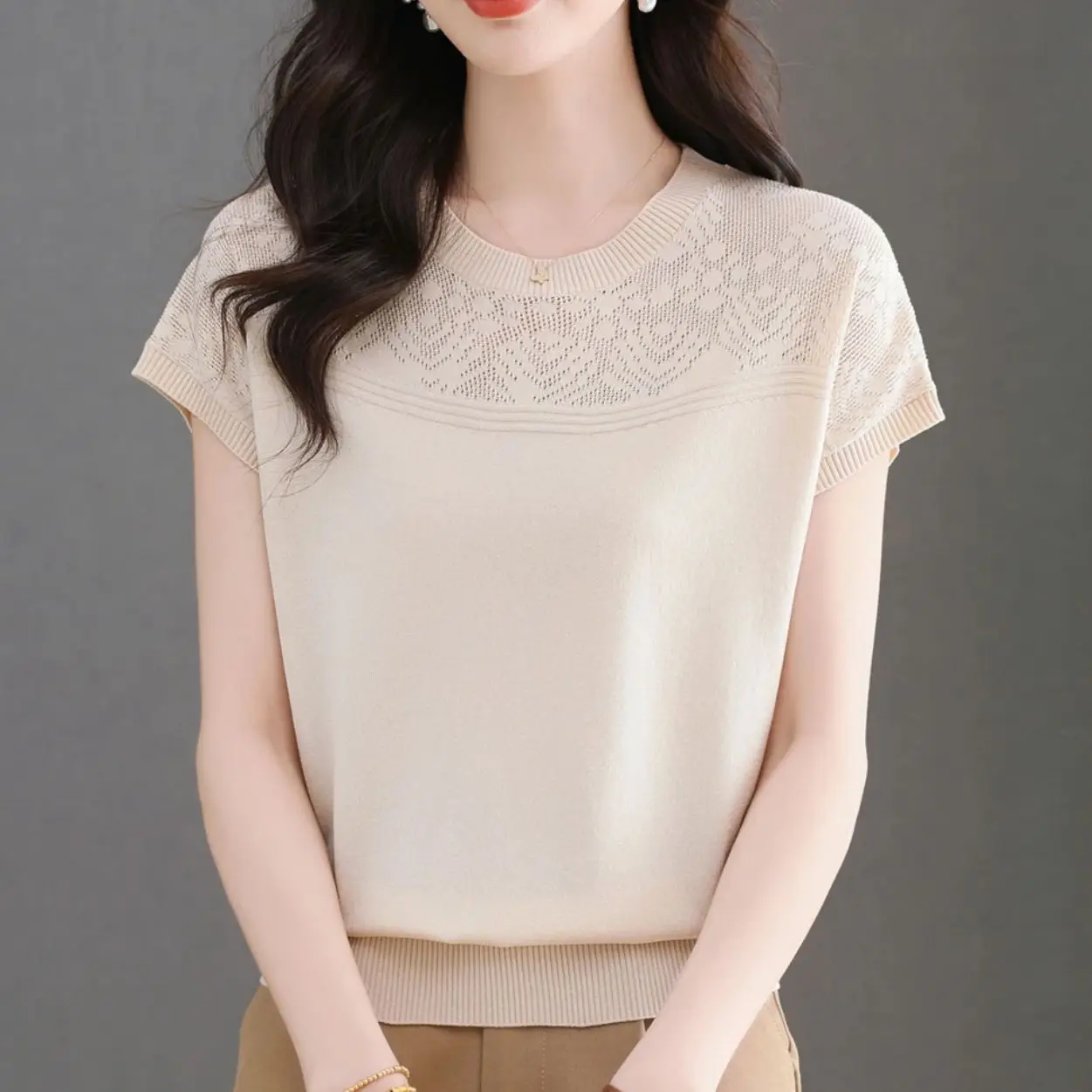 

New Ice Silk T-shirt Fashionable Loose Slim Fitting Top Knitted Short sleeved Openwork Summer Round Neck