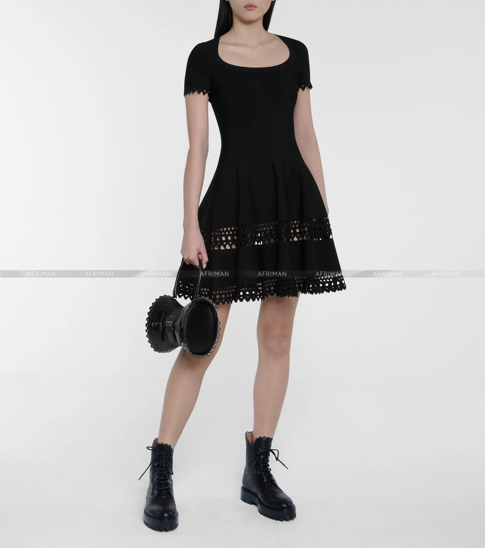 Women Position Hollow Out Embroidery Patchwork Short Sleeve Waist Mini Knit Dress