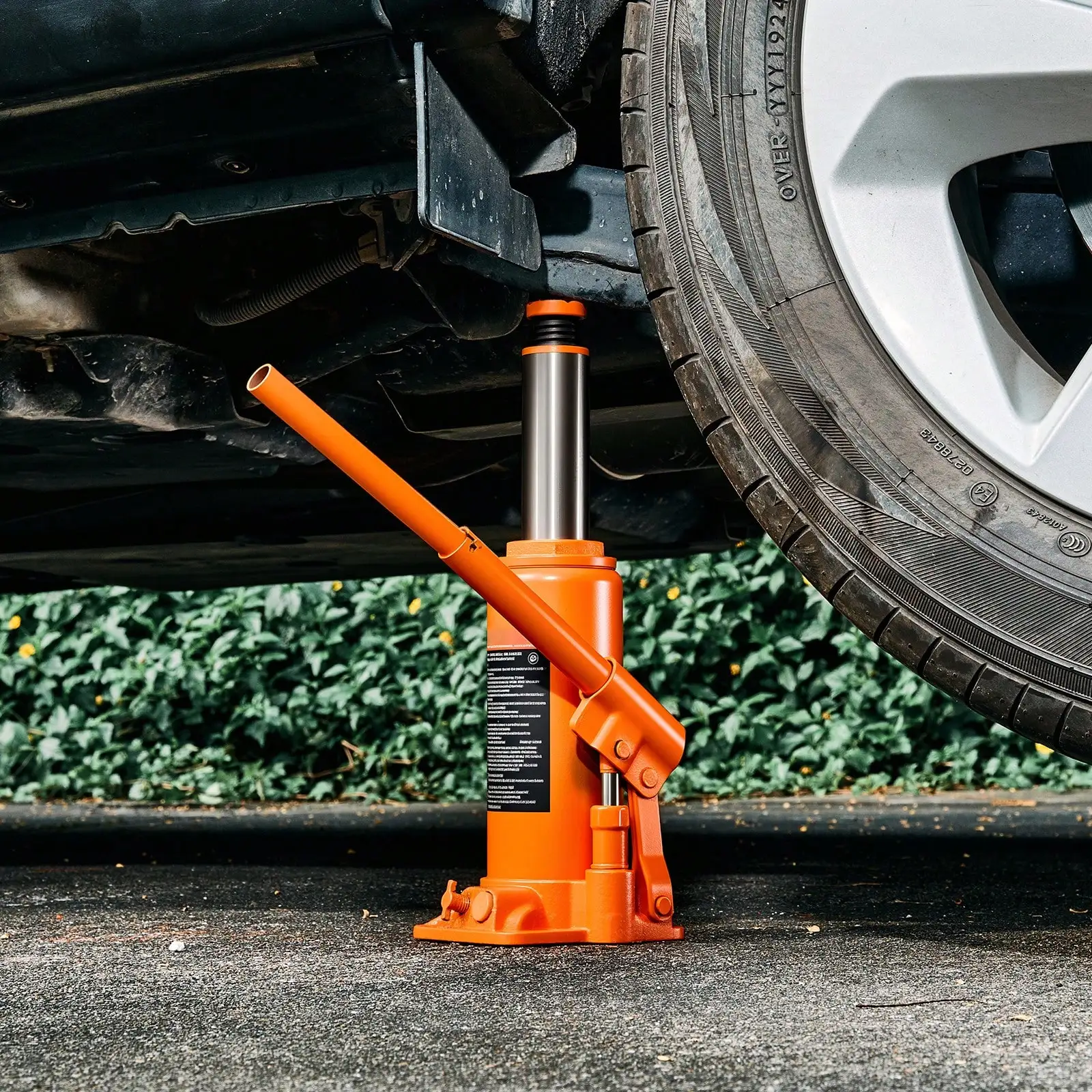 Hydraulic Bottle Jack, 10 Ton (22046 Lbs) Capacity, 9.3-18.5 Inch Lifting Range, Heavy Duty Welded Bottle Jack For Car, SUV, Pickup, Auto Repair, House Lift And Agricultural Equipment, Orange