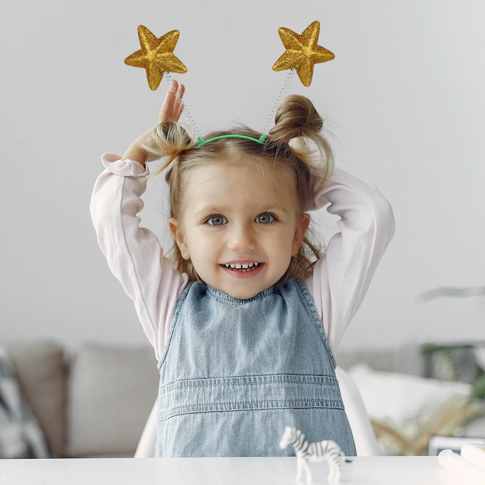 

8Pcs Pentagram Sequined Hair Hoop Star Headband for Girls Party Hair Accessories Cosplay Glitter Headdress