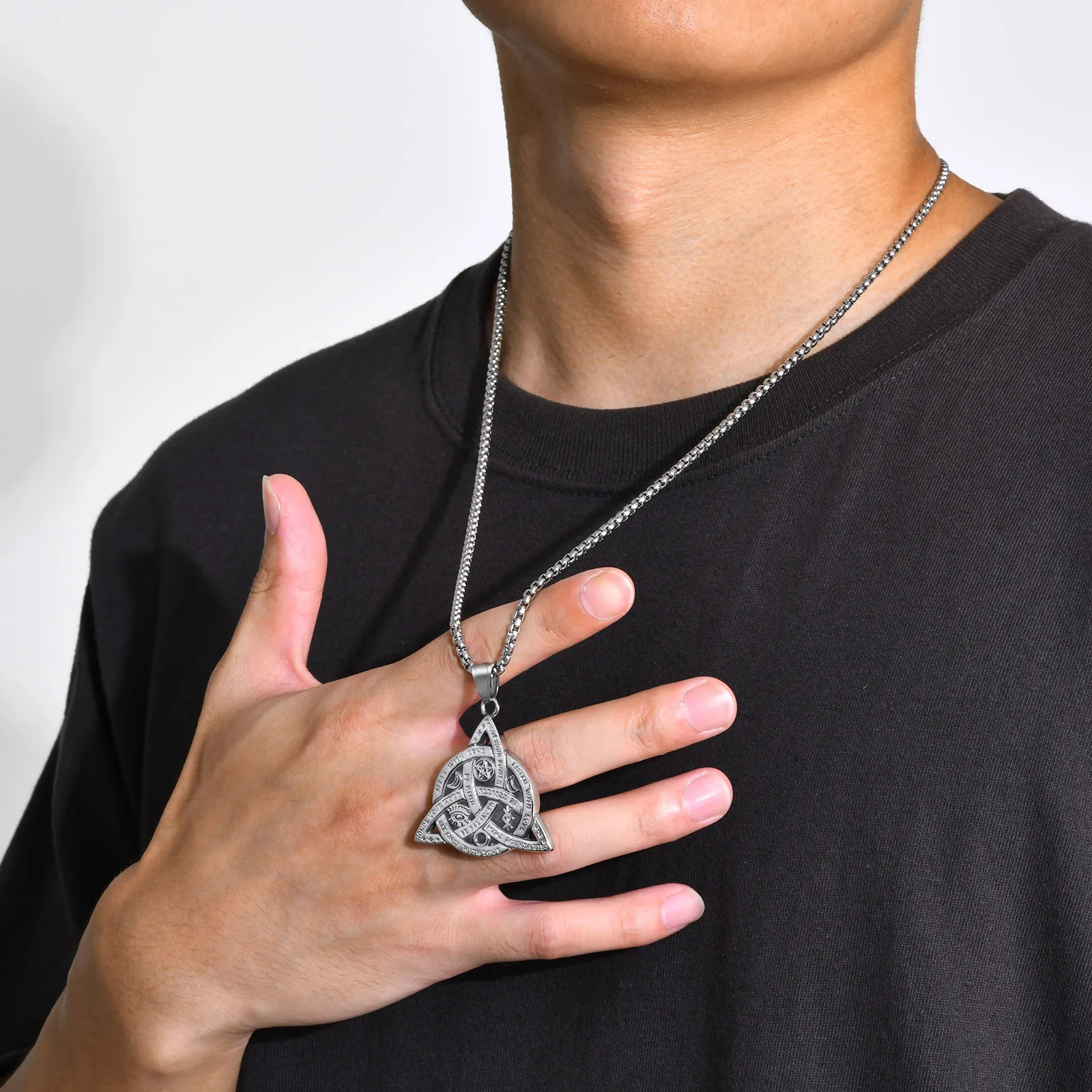 Men Rock Celtic Knot Necklaces, Punk Gothic Triquetra Pendant Neck Amulet Jewelry Gifts for Him