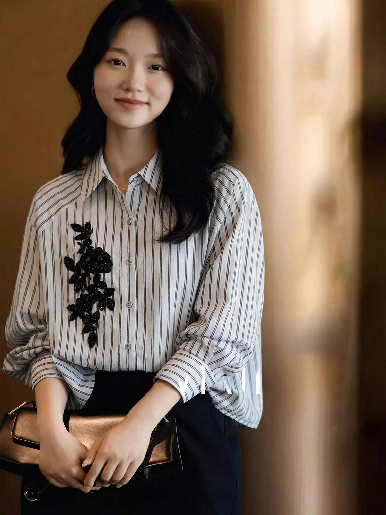 

Retro Artistic Long Sve Striped irt Women's Loose Slimming irt Spring 2026 Floral Embroidery Decorated Breathable Cotton