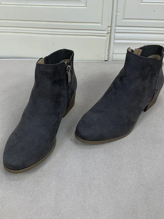 

Модные однотонные бархатные ботильоны с круглым носком на высоком каблуке с боковой молнией для женщин, весенне-осенний сезон, резиновая подошва