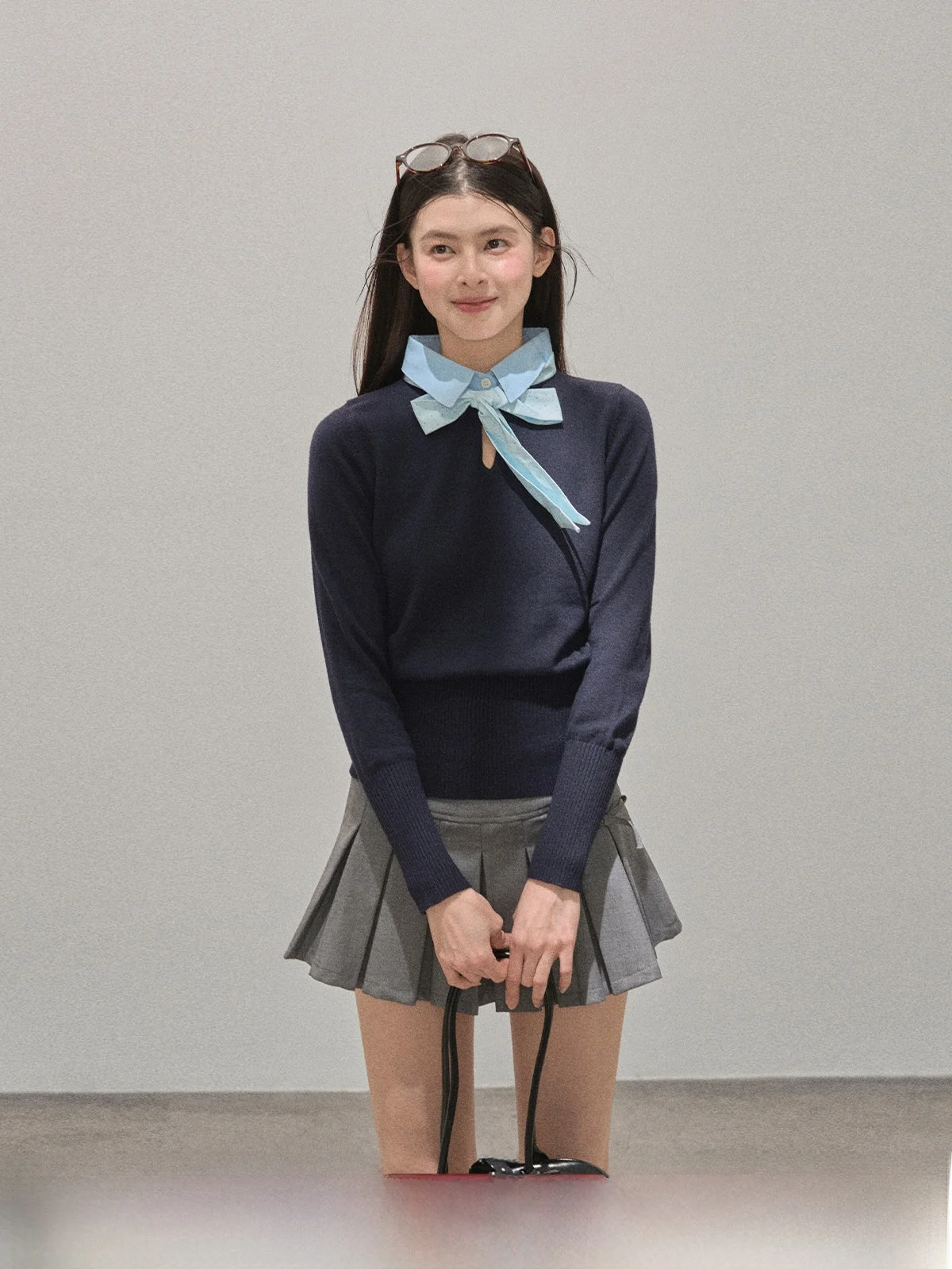 

Deep Blue Long Sve Turn-down Collar Knitted T-irt Women's Autumn New Design College Sle oulder Level Top