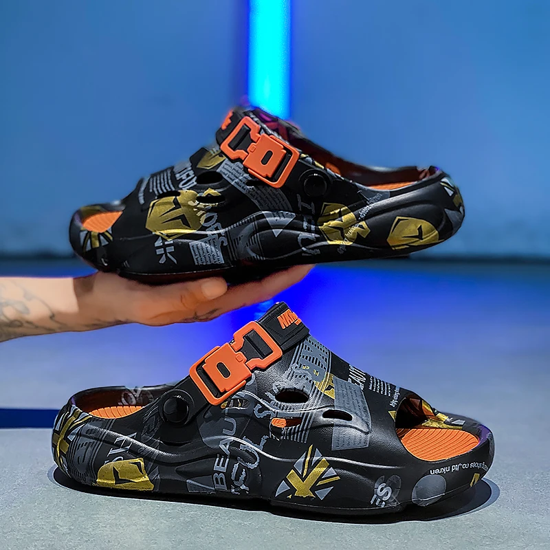 

Новые мужские летние уличные шлепанцы, нескользящие сандалии с мягкой подошвой для вождения, модные спортивные пляжные сандалии больших размеров для подростков