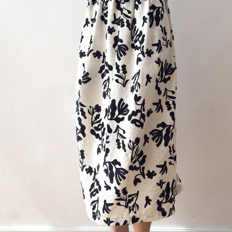 76% Mulberry Silk 24% Nylon Dry Silk White with Black Floral Printed Puffball Style Women Skirt M1496