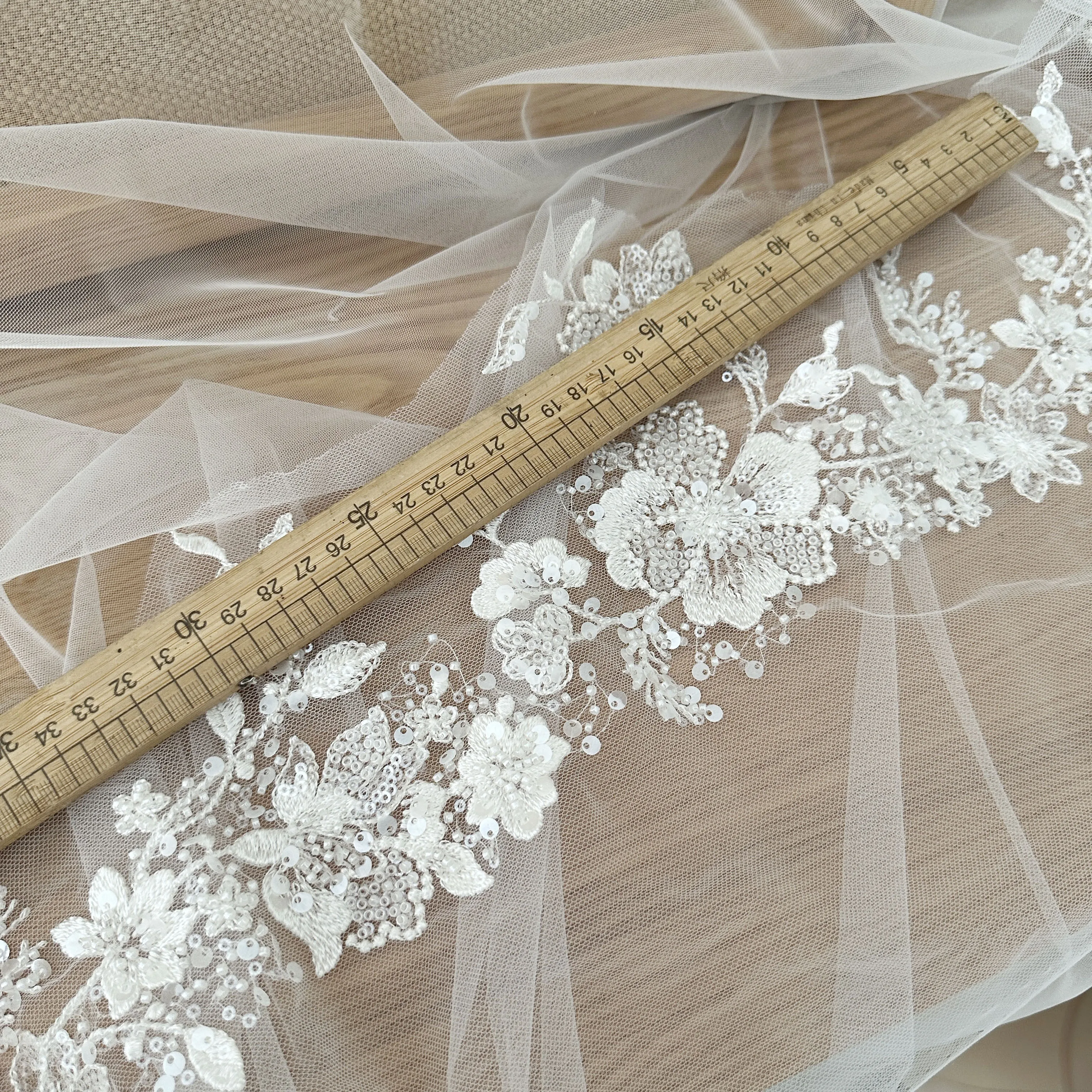 2 Yards dünne Perle Perlen Spitze Trim in Elfenbein, Braut schleier Riemen für Hochzeit Schärpe, Stirnband Schmuck Kostüm Design – Detail 2