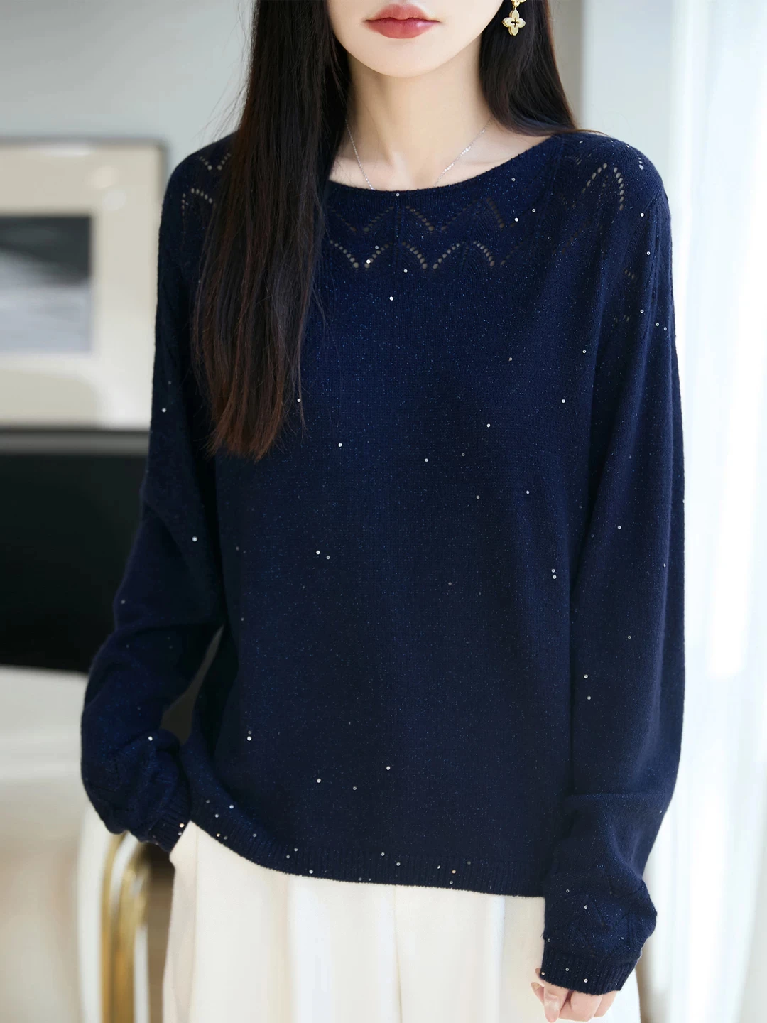 Shiny Sequin Silk Cotton Knitted Sweater Women's Loose Fit round Neck Design Sensation Heavy Work Autumn Top