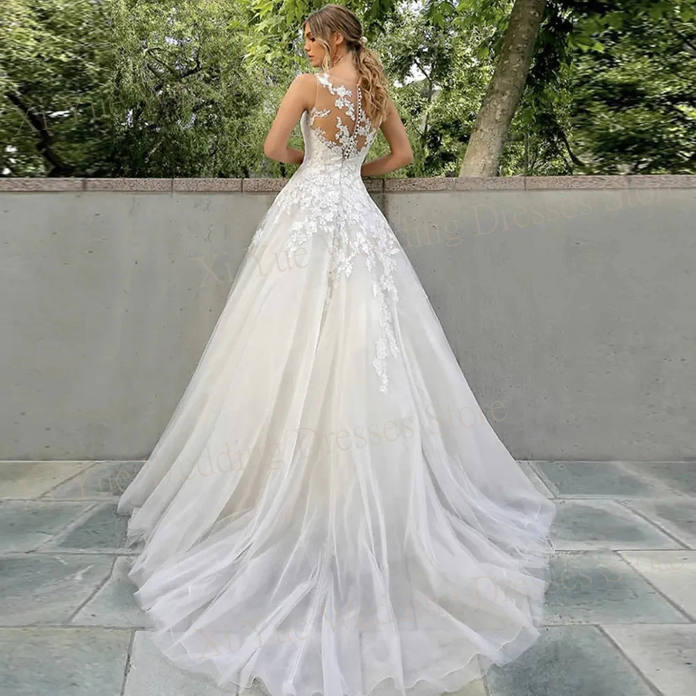 Vestidos de novia de una línea sin mangas, vestidos de novia de estilo princesa esponjoso, Apliques de encaje románticos, botón hecho A medida, moda elegante